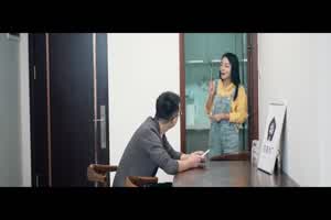 91制片厂 淫荡前女友丝袜丰臀凌辱高潮  背景图片