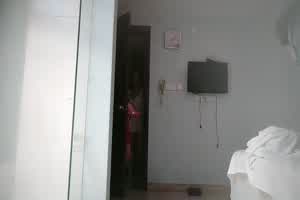 炮区探店 第一家店妹子不咋的 价钱还很坑 第二店搞了个颜值不错的妹子，必须得暴力打桩，貌似给了不少钱  背景图片