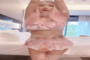 隔一层看巨臀美人假棒真插  背景图片