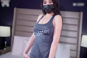 大奶美女身材丰满与互联网上认识的小哥激情啪啪 操的粉穴尿尿喷不停  背景图片