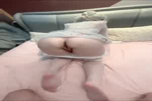 双阴道福利姬-这女的是很少见的双阴道，阴道中间被隔开了，身材特别好cos宁红夜，简直就是极品啊  背景图片