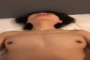 包养刚毕业的青涩大学生  背景图片