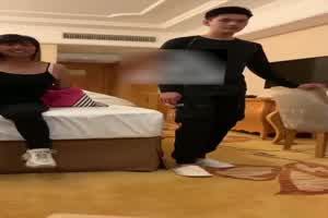 【网曝门事件】 重口注意 杨大雄vs大爷大妈  背景图片