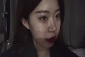 珍藏版网恋女友的自拍  背景图片