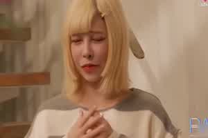 淫乱白浆圣诞趴  背景图片