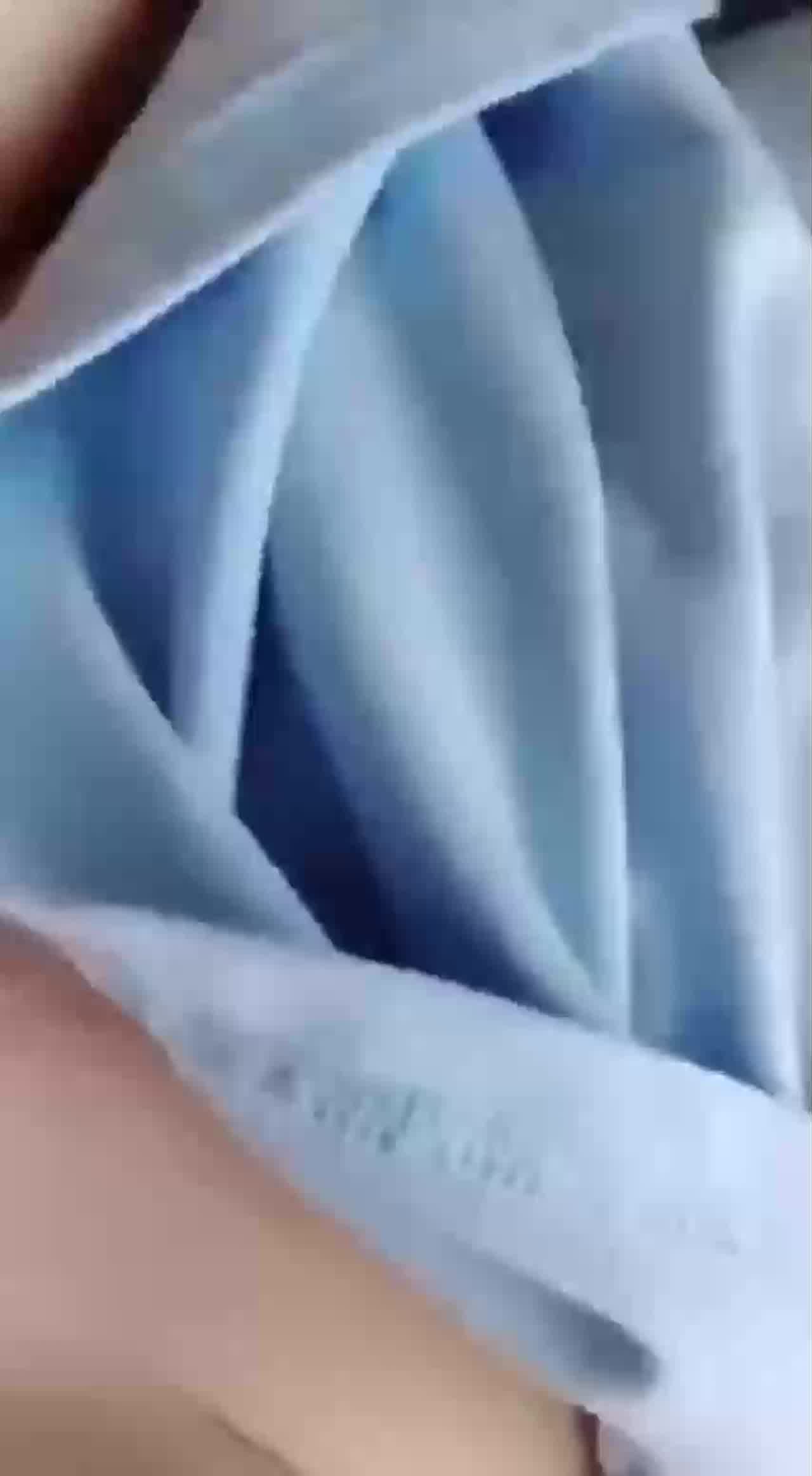  女租客欠债房租被迫肉体偿还_口爆房东肉棒被爆操中出 的剧照2