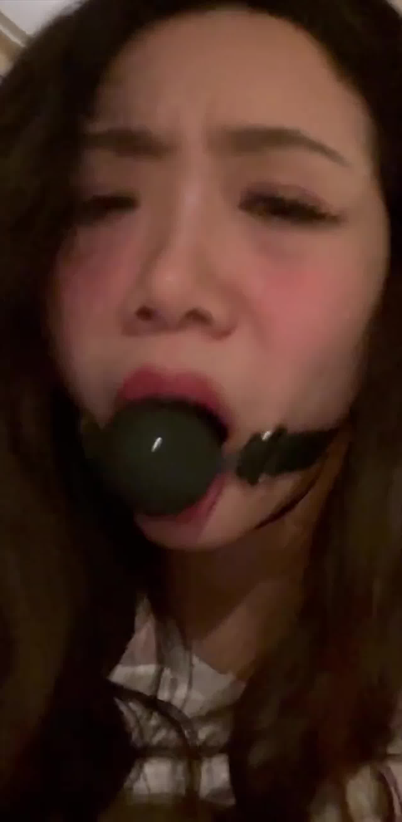  调教女友一起玩刺激sm 的剧照8