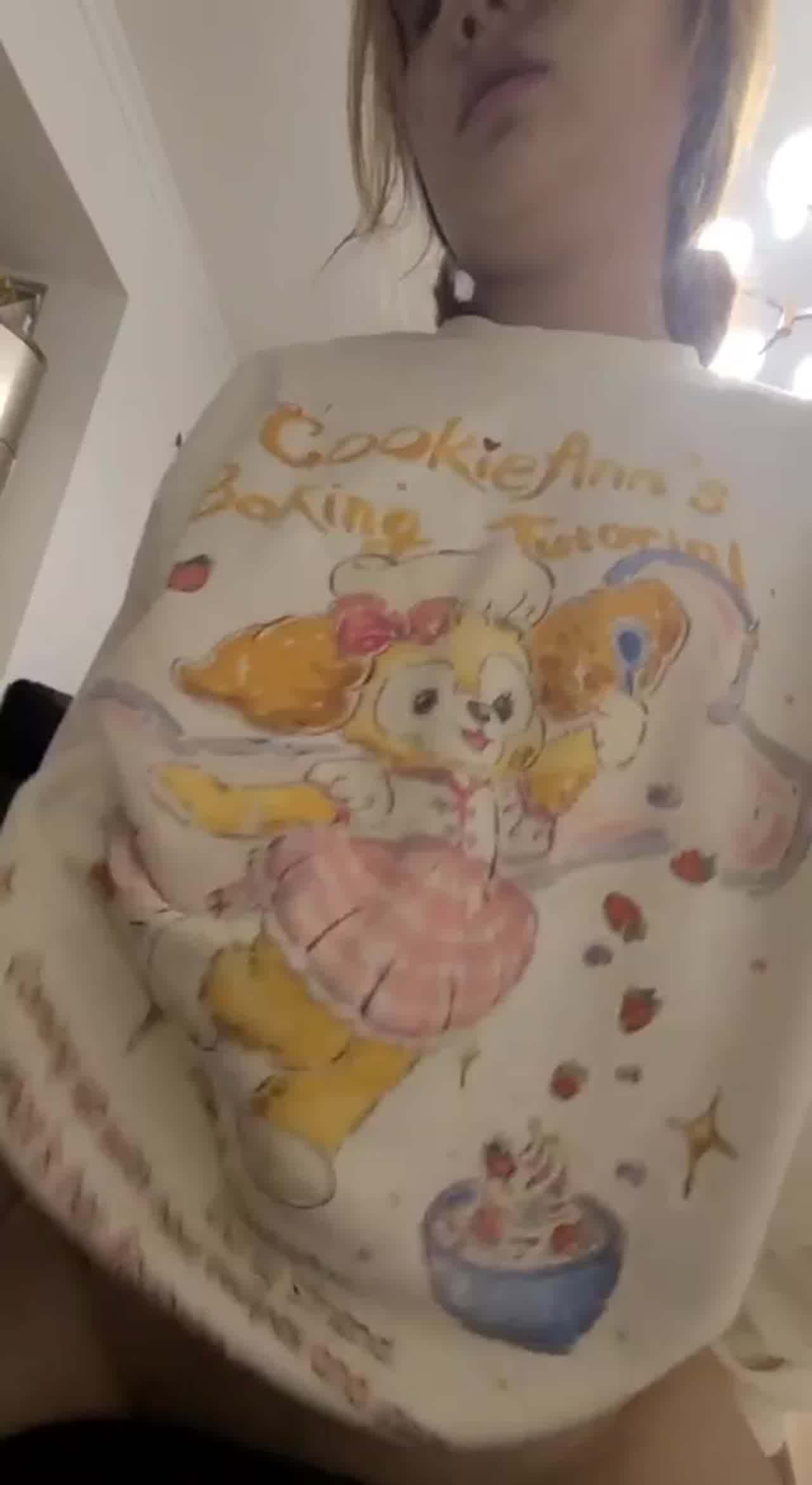  黄发人妻骑乘娇喘 的剧照7