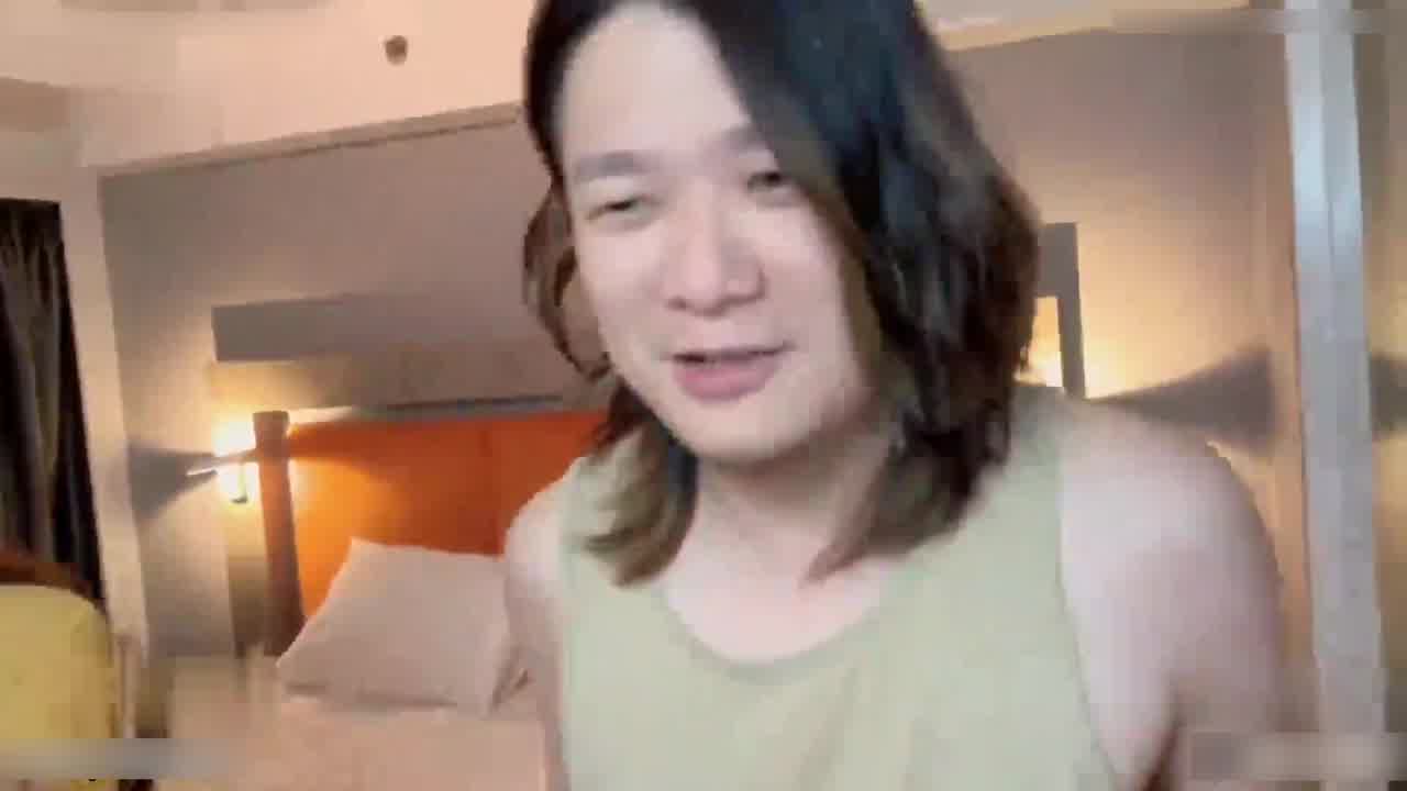  酒店约炮号称泰国最骚的女子Mimie身材整得确实不错 的剧照1