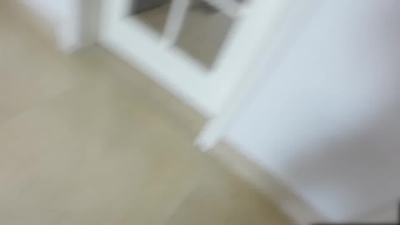  弟弟打手枪被漂亮阿姨发现 胁迫做爱蹂躏捆绑sm 的剧照6