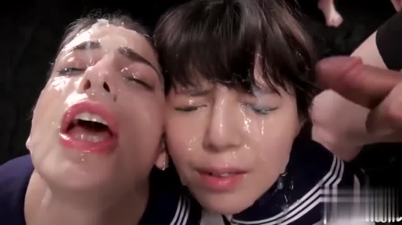  超大量颜射！！万屌齐射鲜榨豆浆只为给两个漂亮妹子玩！ 的剧照7