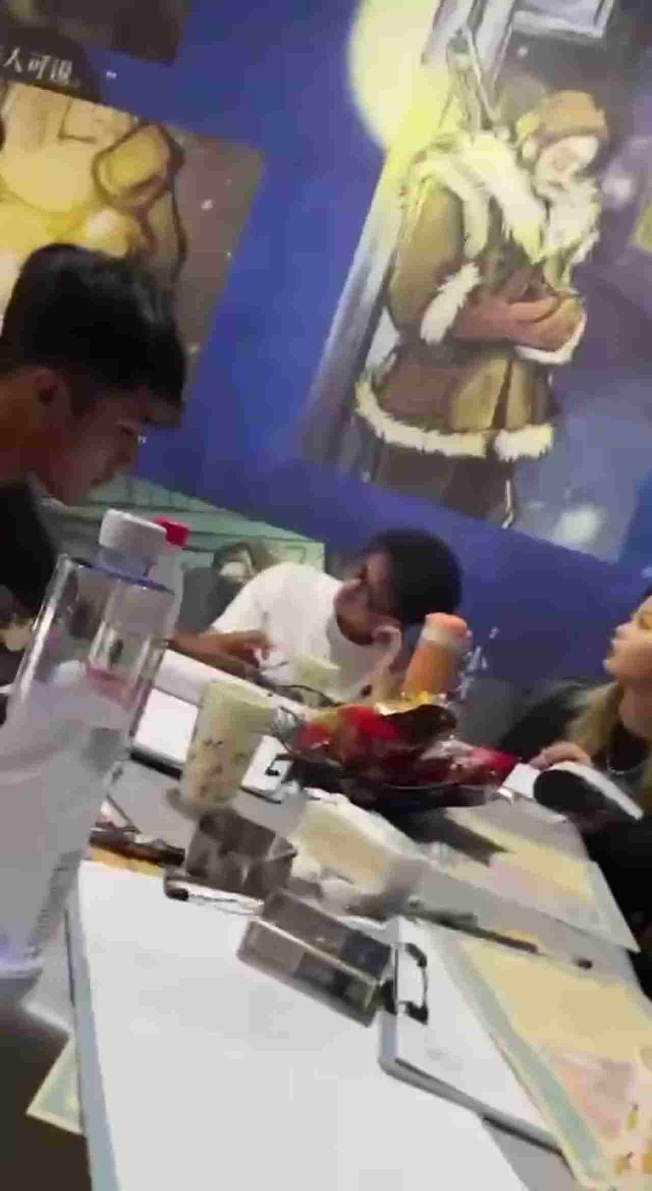  男友第一视角爆艹女友 高潮的样子真的美丽极了！ 的剧照7