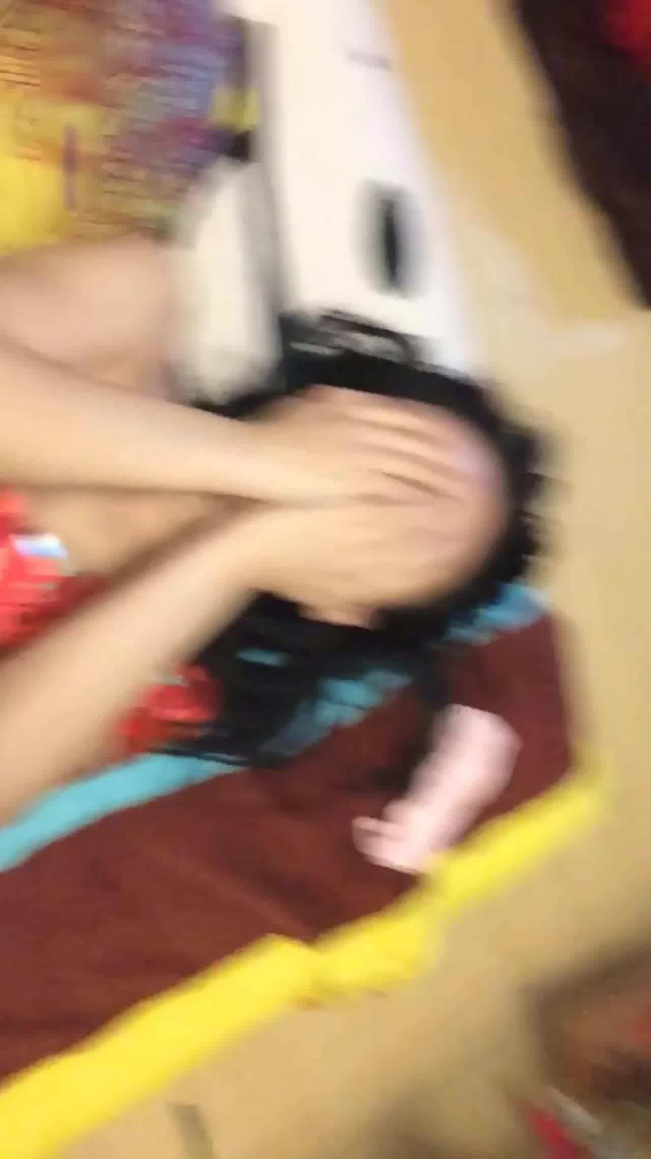  泰式风格美少女淫叫被操 的剧照7