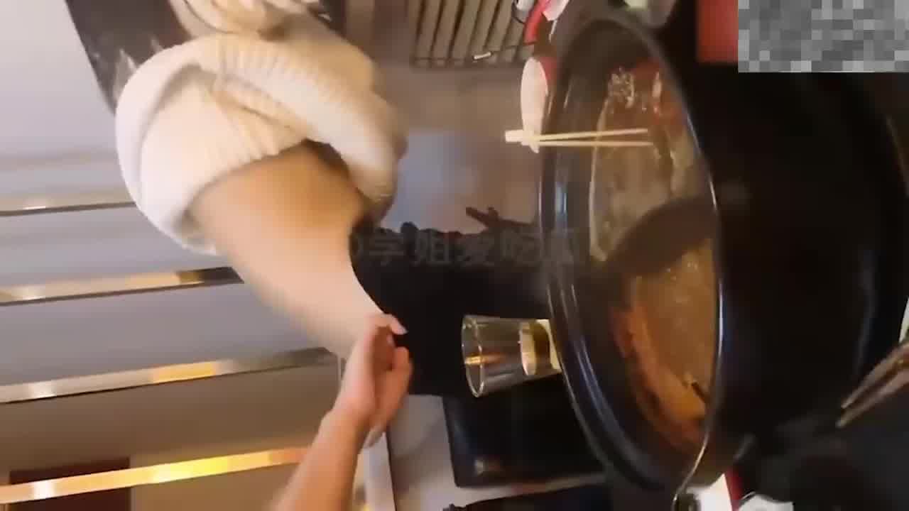  各地学生妹被强奸、蹂躏、霸凌。惨遭虐待大合集！ 的剧照2