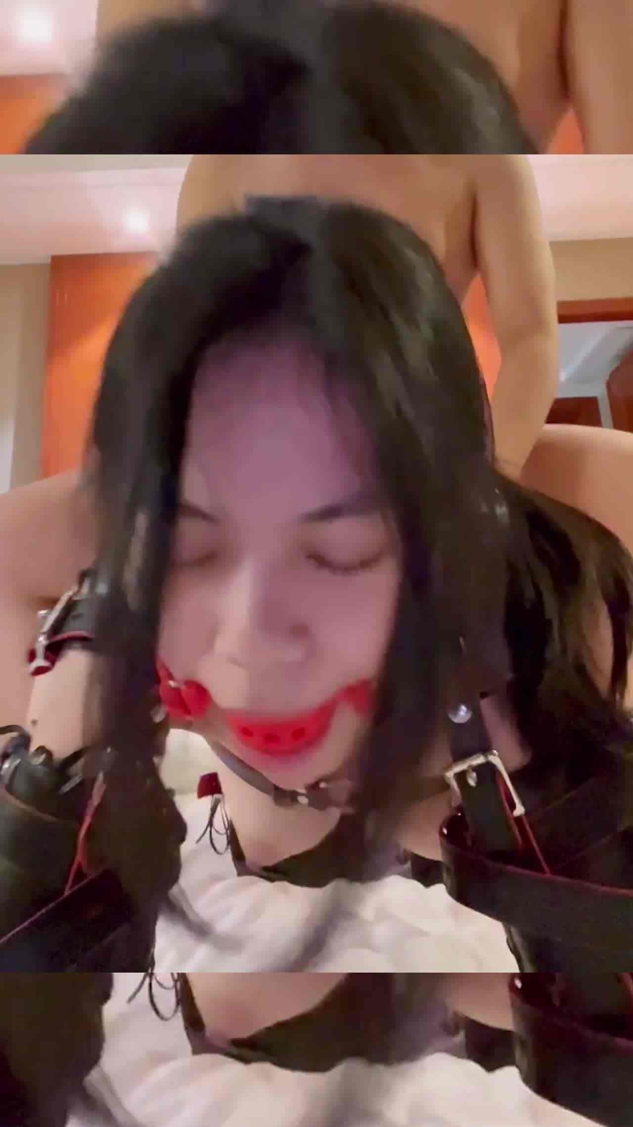  SM界天花板王者级重度性虐 调教母狗 的剧照6