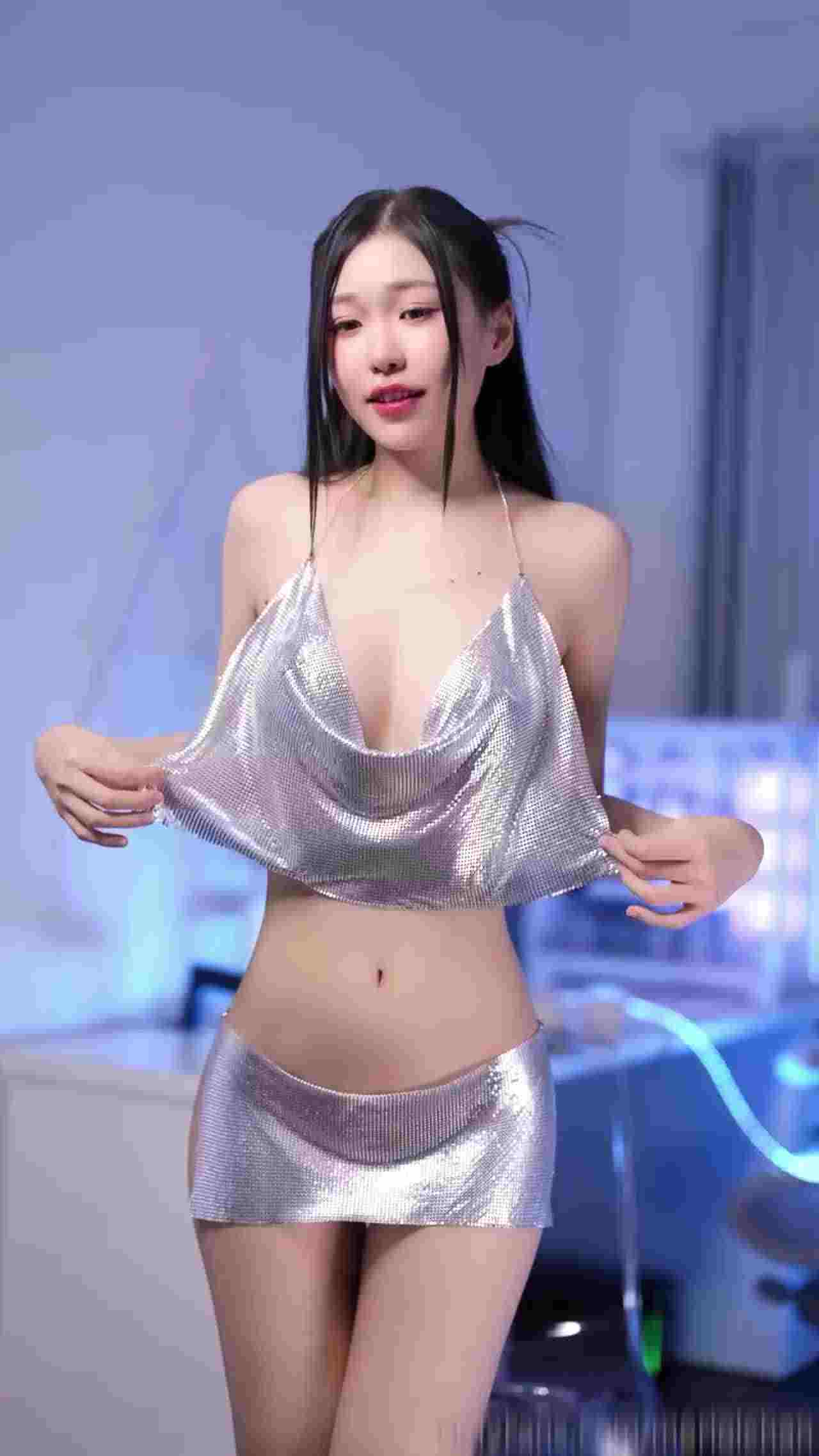  这绝对是我看过最高清的自慰 的剧照10