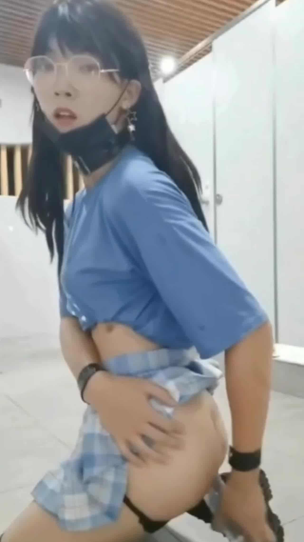  保洁阿姨见怪不怪了…… 的剧照9