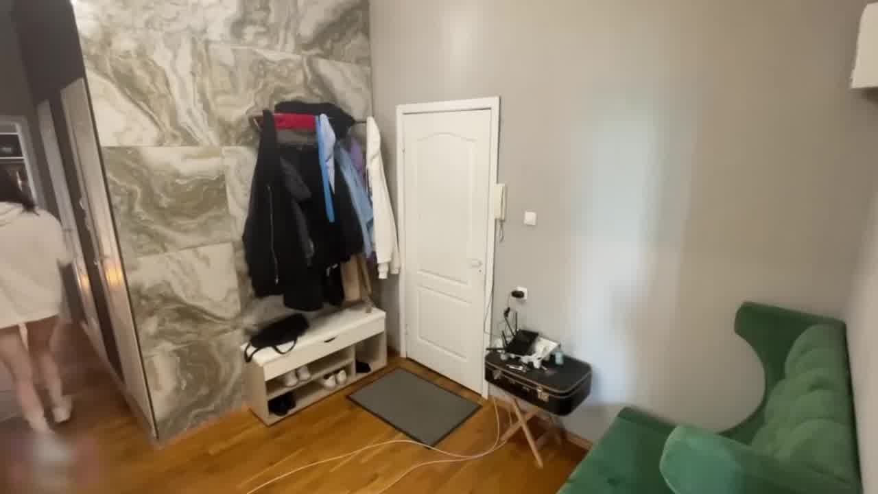  爸妈给你租房 不是要你骗妹妹回去干的内 的剧照4