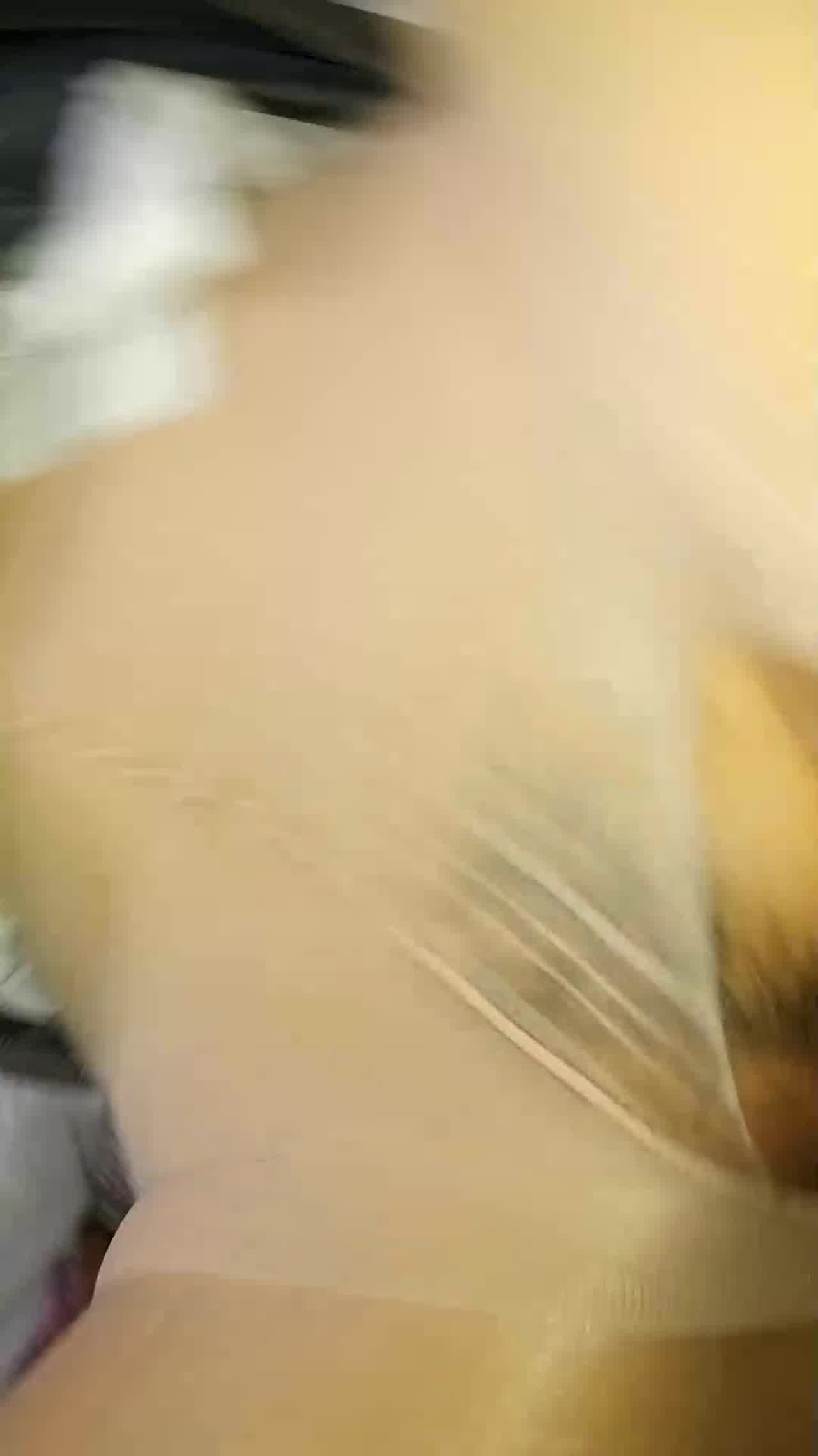  上班到上到太累 需要打一炮内射抒解压力 的剧照10