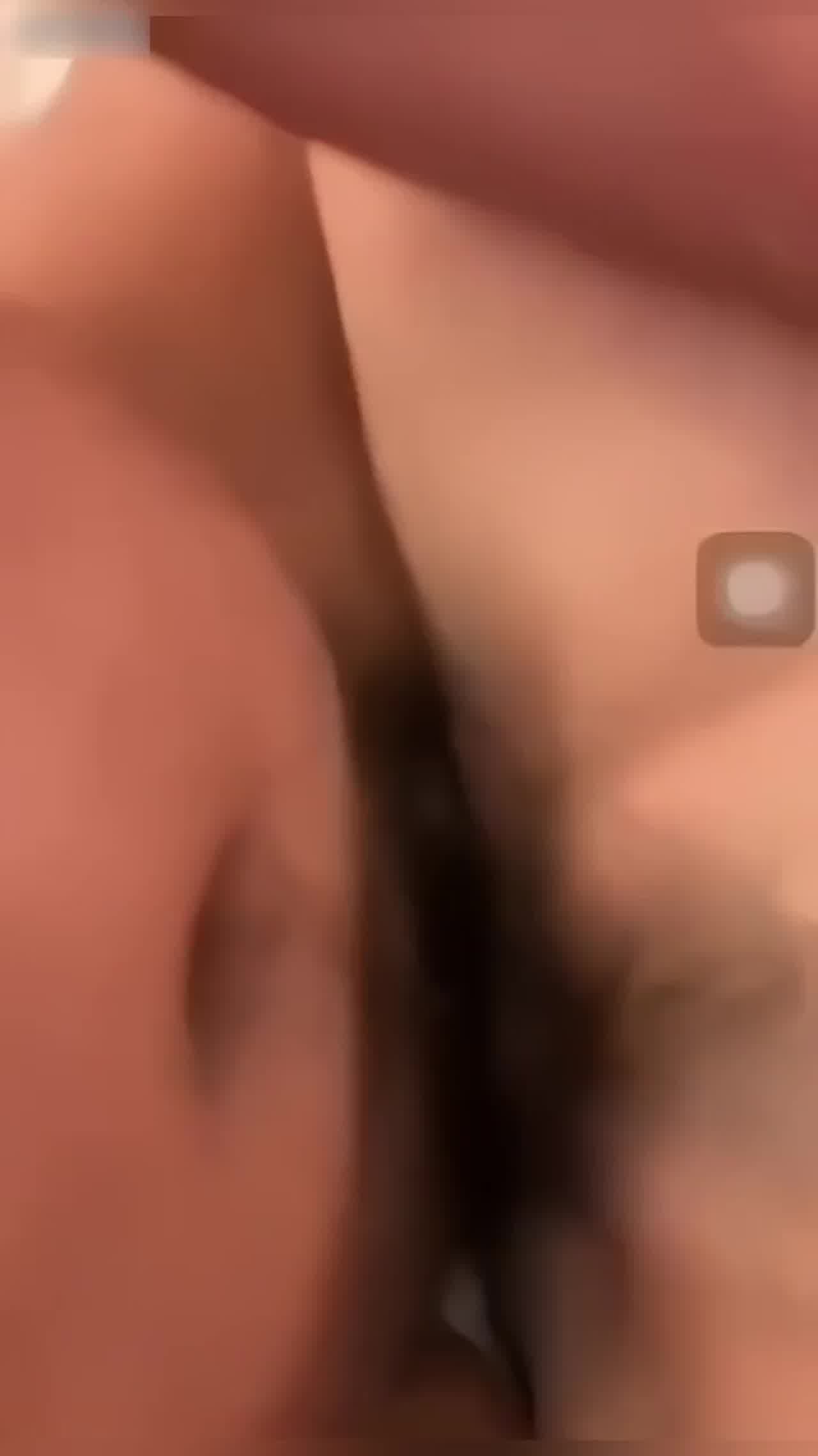  台湾妹子谢季璇和男友自拍流出 的剧照3