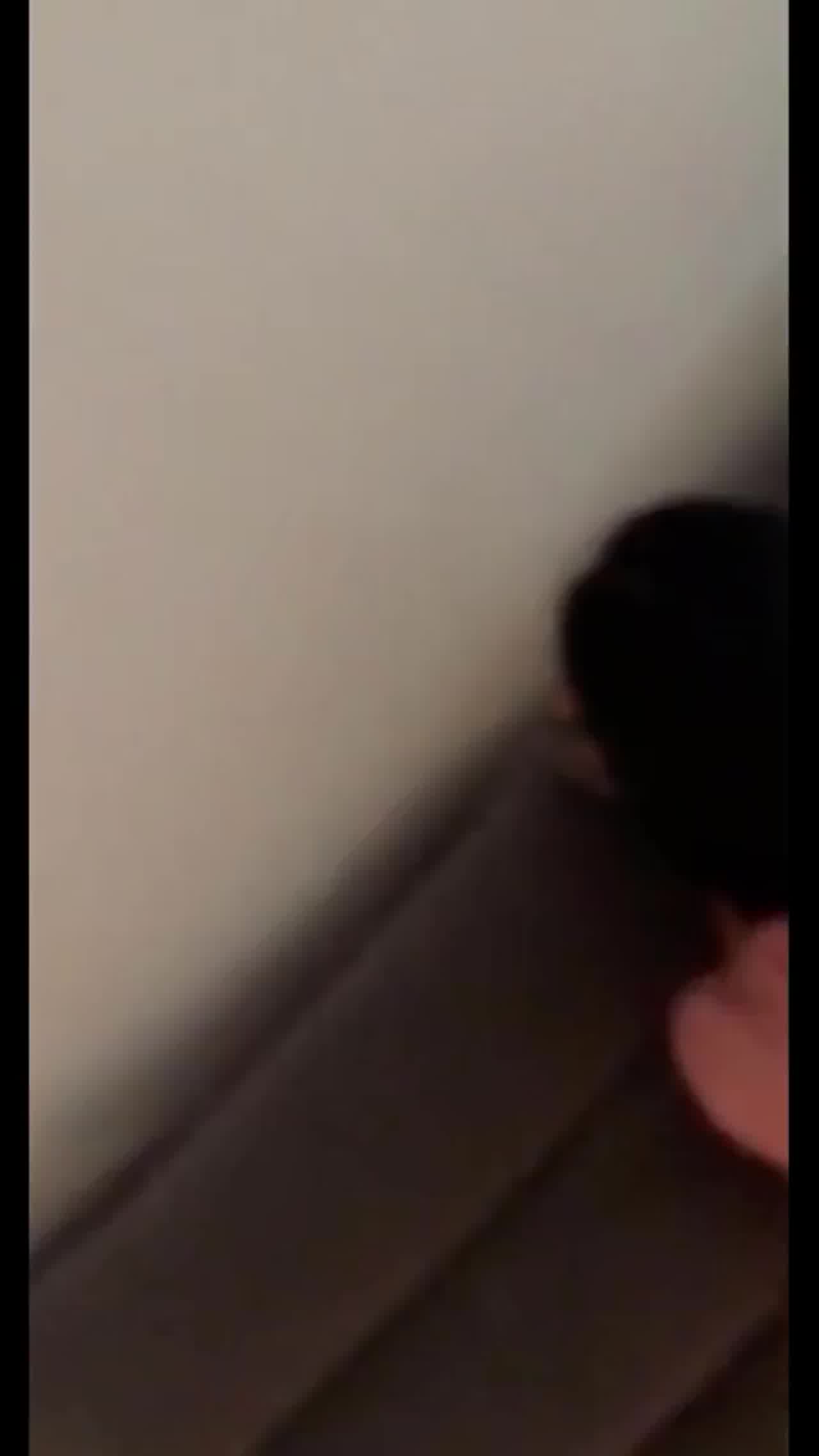  抽插肥美纹身骚妇 的剧照9