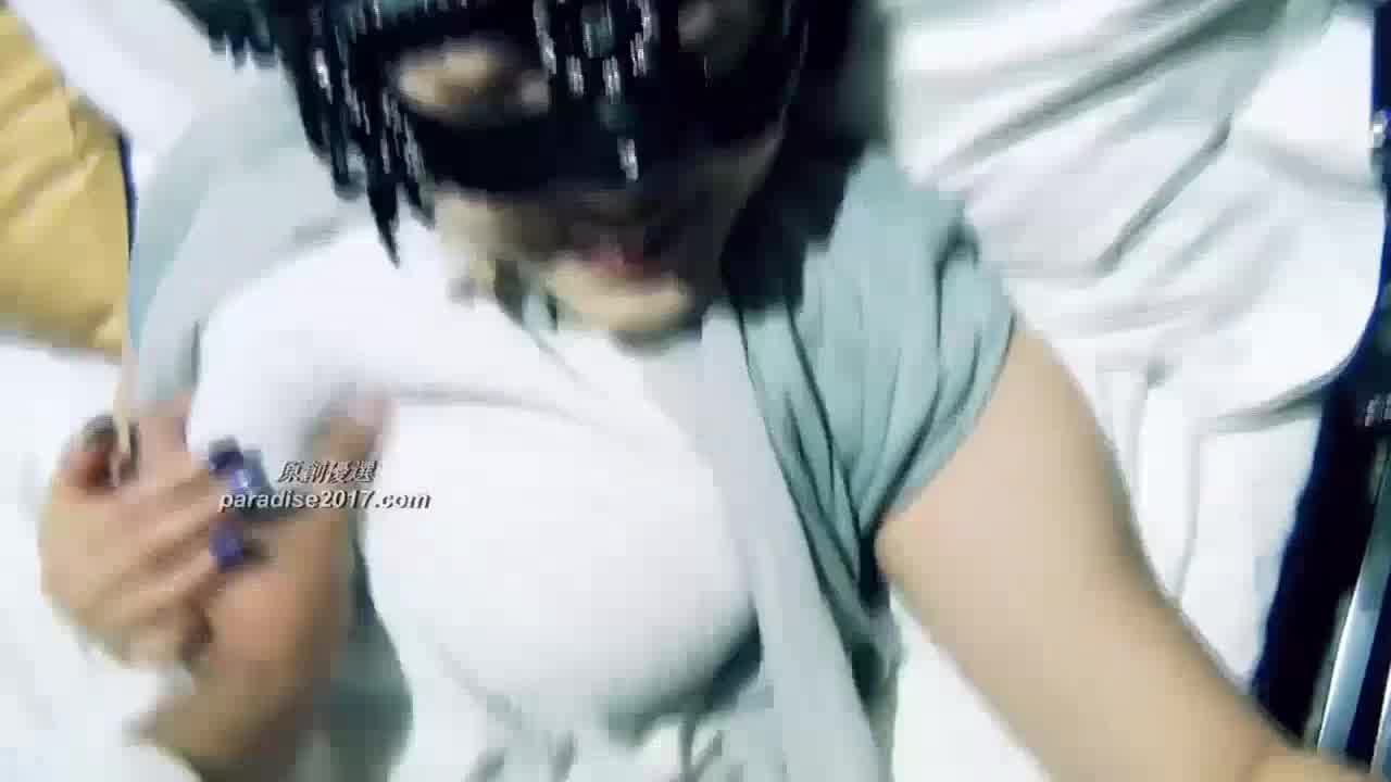  91天堂系列 素人约啪 HOTEL搭讪大堂经理 的剧照2