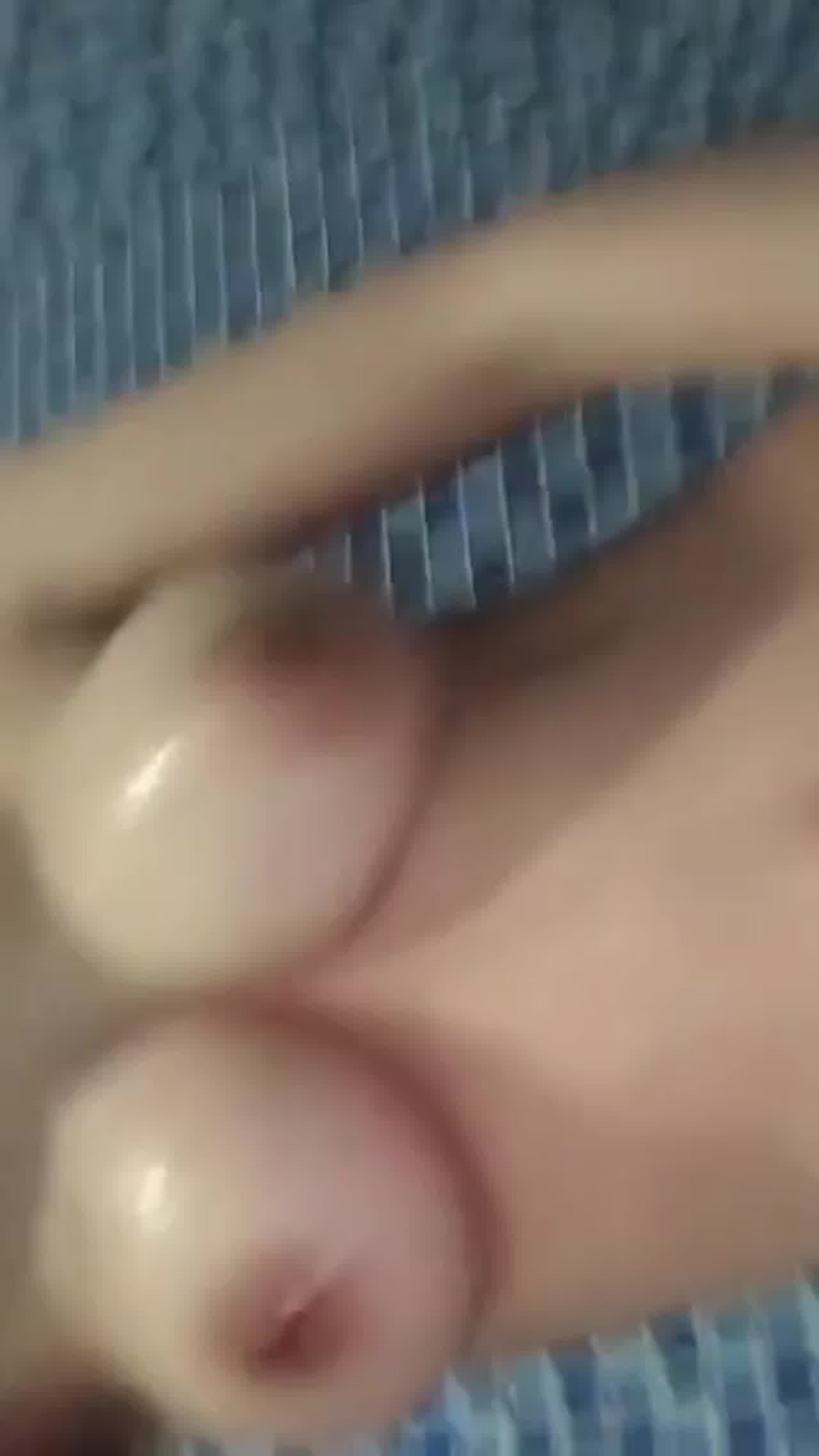  19岁美乳少女洗澡，让人有种想犯罪的冲动 ！ 的剧照6