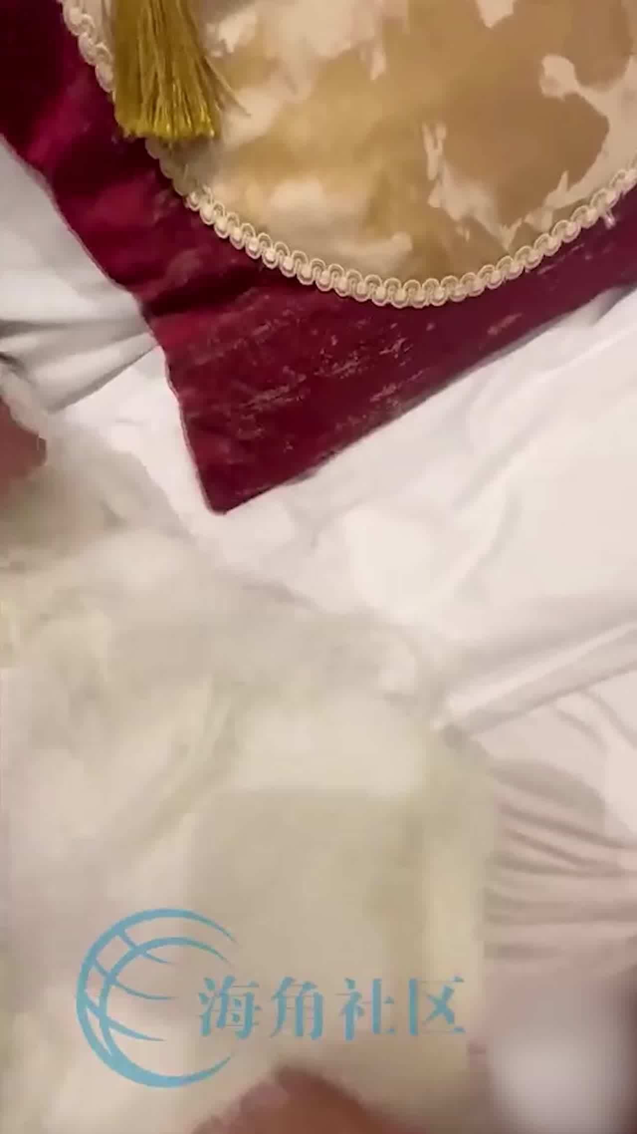  与漂亮小姨子偷情 的剧照1