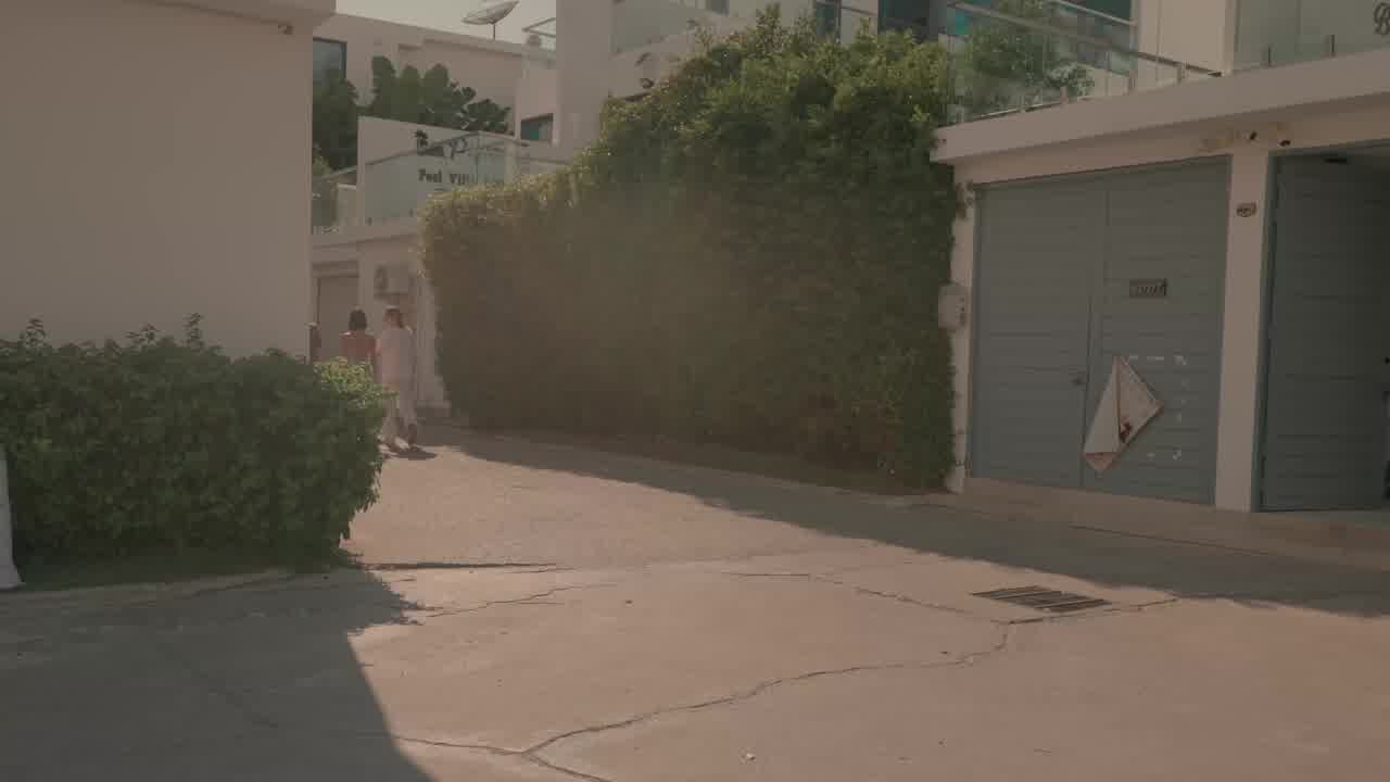  【大象传媒】境外通淫纪录 让路人成为没有灵魂的肉变器 的剧照8