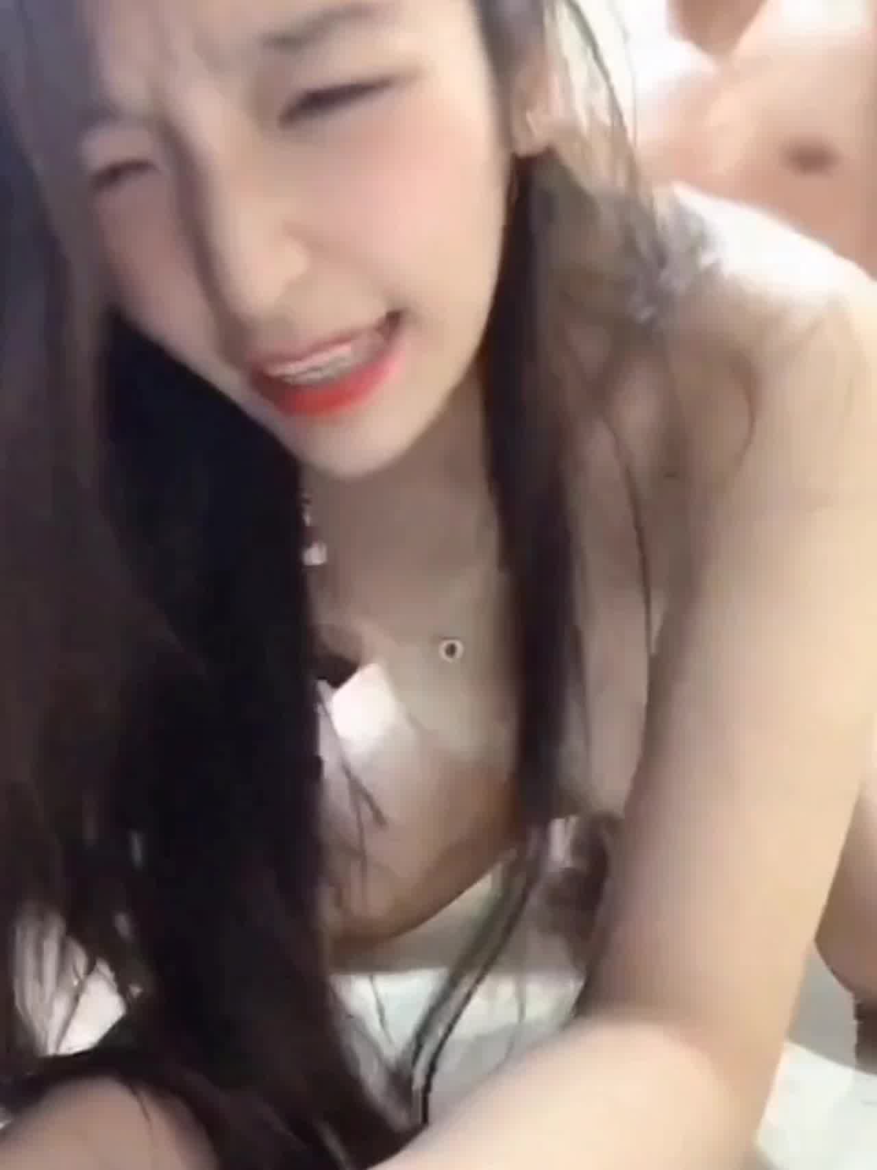  自拍极品反差女友! 的剧照4