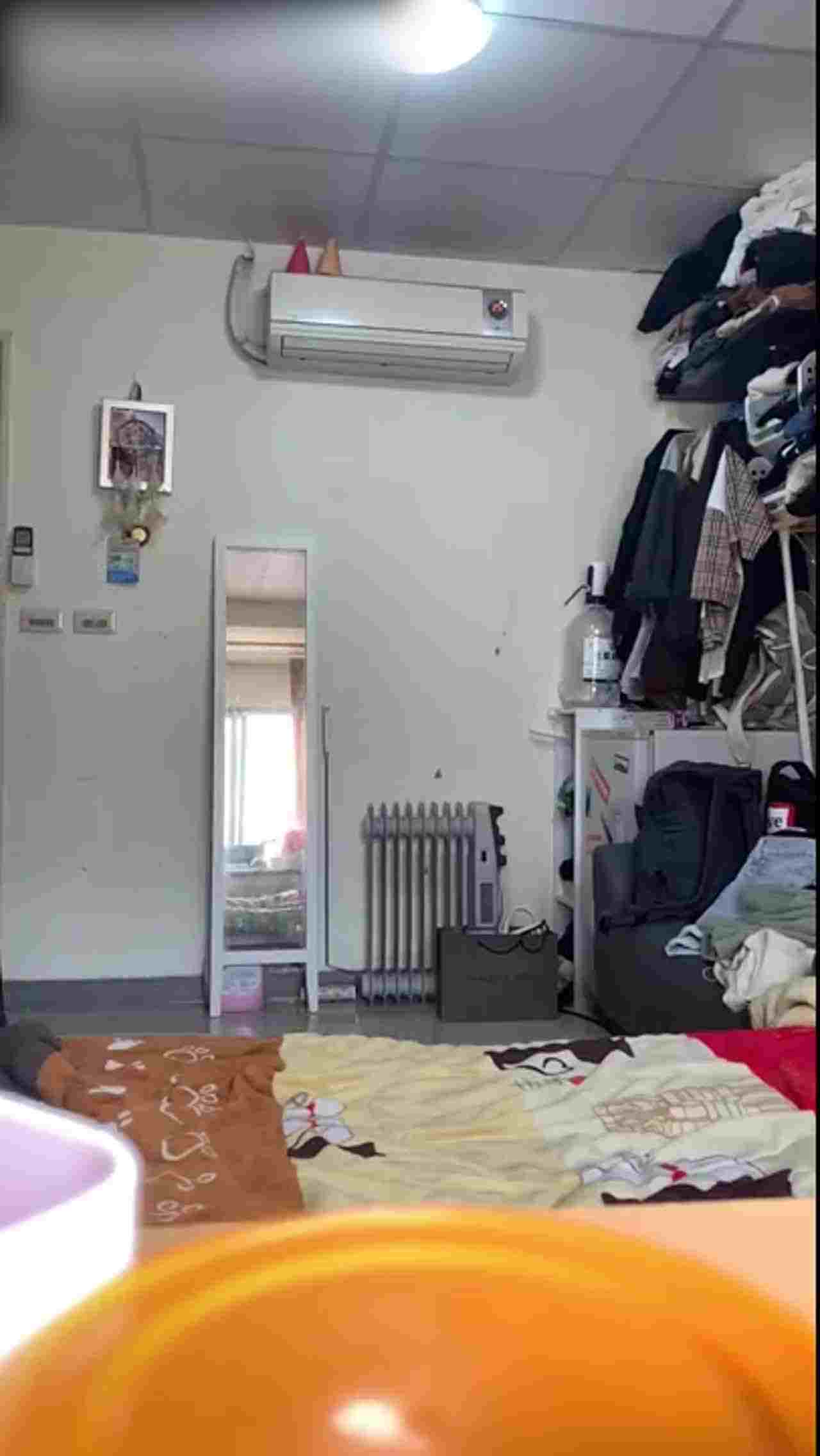  TWZP 知名模特儿换衣服被偷拍 的剧照8