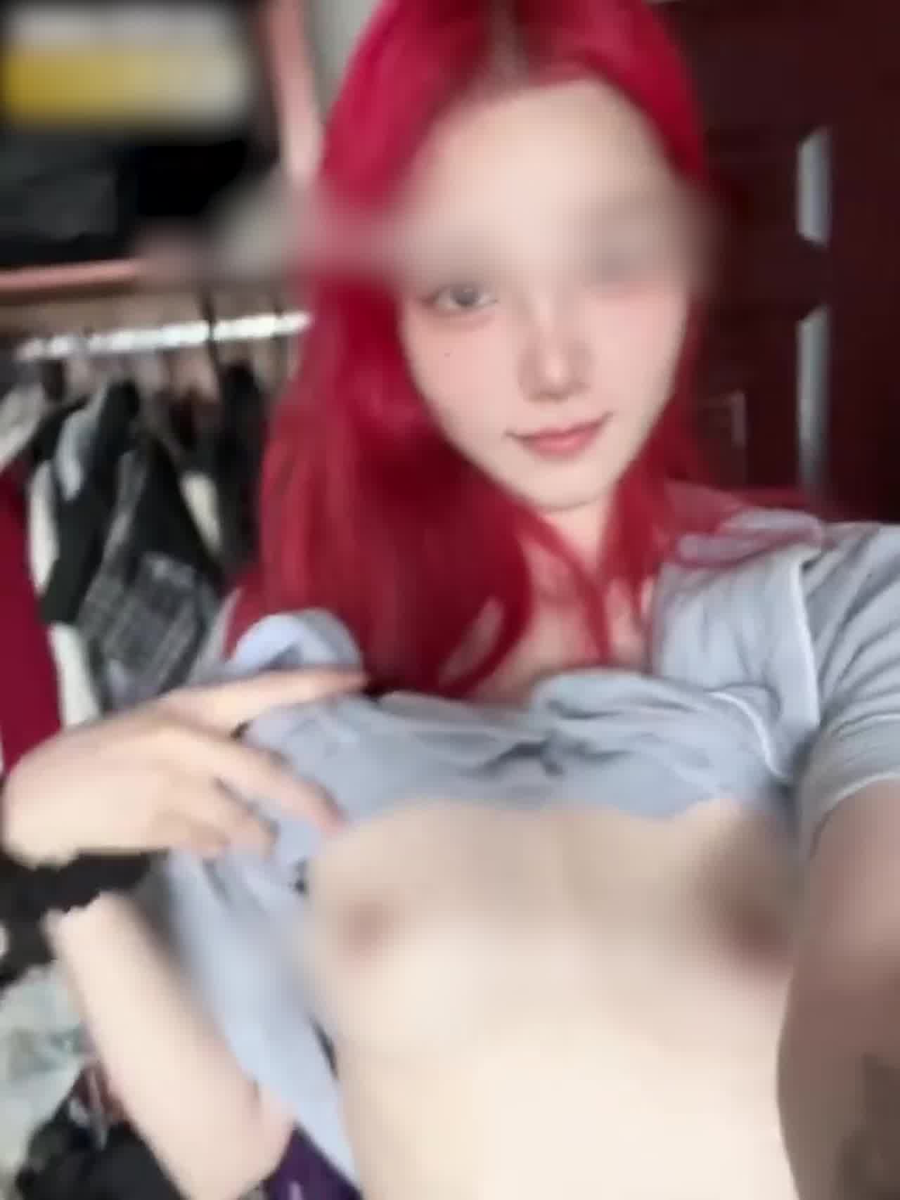  推特 极品高颜值福利姬  瓜陆 美图和视频几乎没区别 质量属实没得说 线下过夜才1800？ 的剧照2