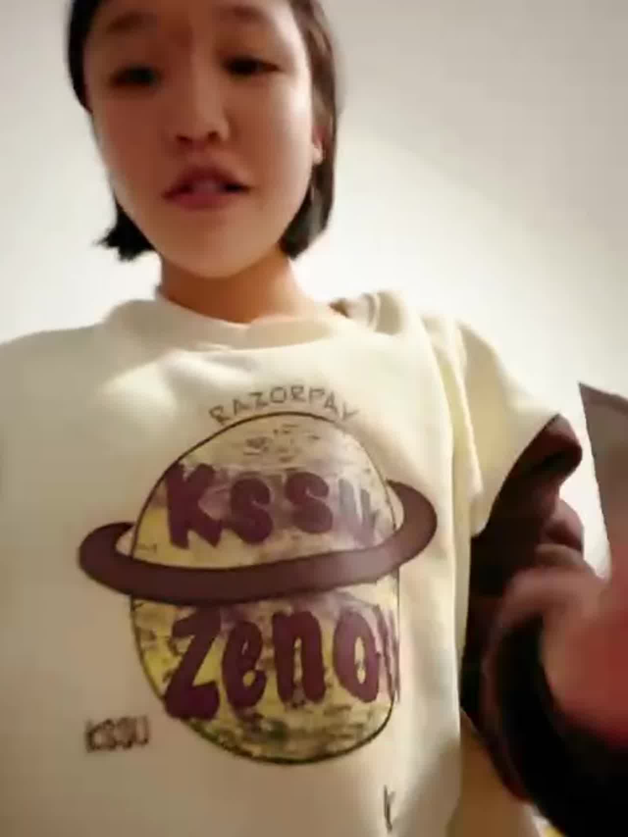  猛插肥穴被娇喘勾引到直接内射 的剧照9