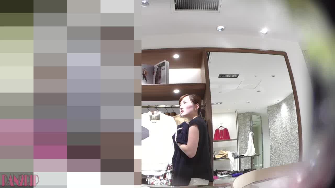  【偷拍裙底系列】神人偷拍01 的剧照10