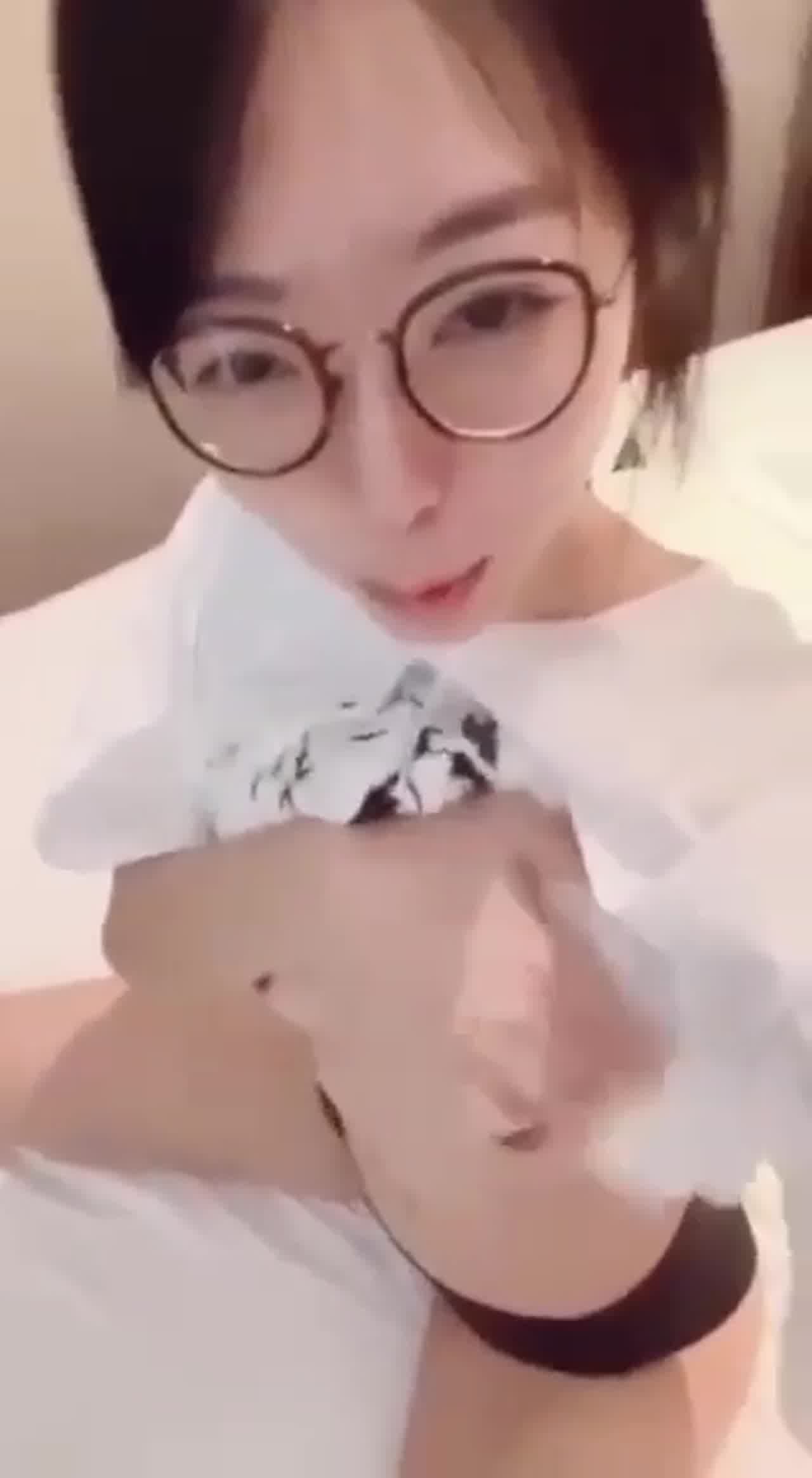  【前女友系列】清纯的外表下 是个饥渴的御姐 的剧照7