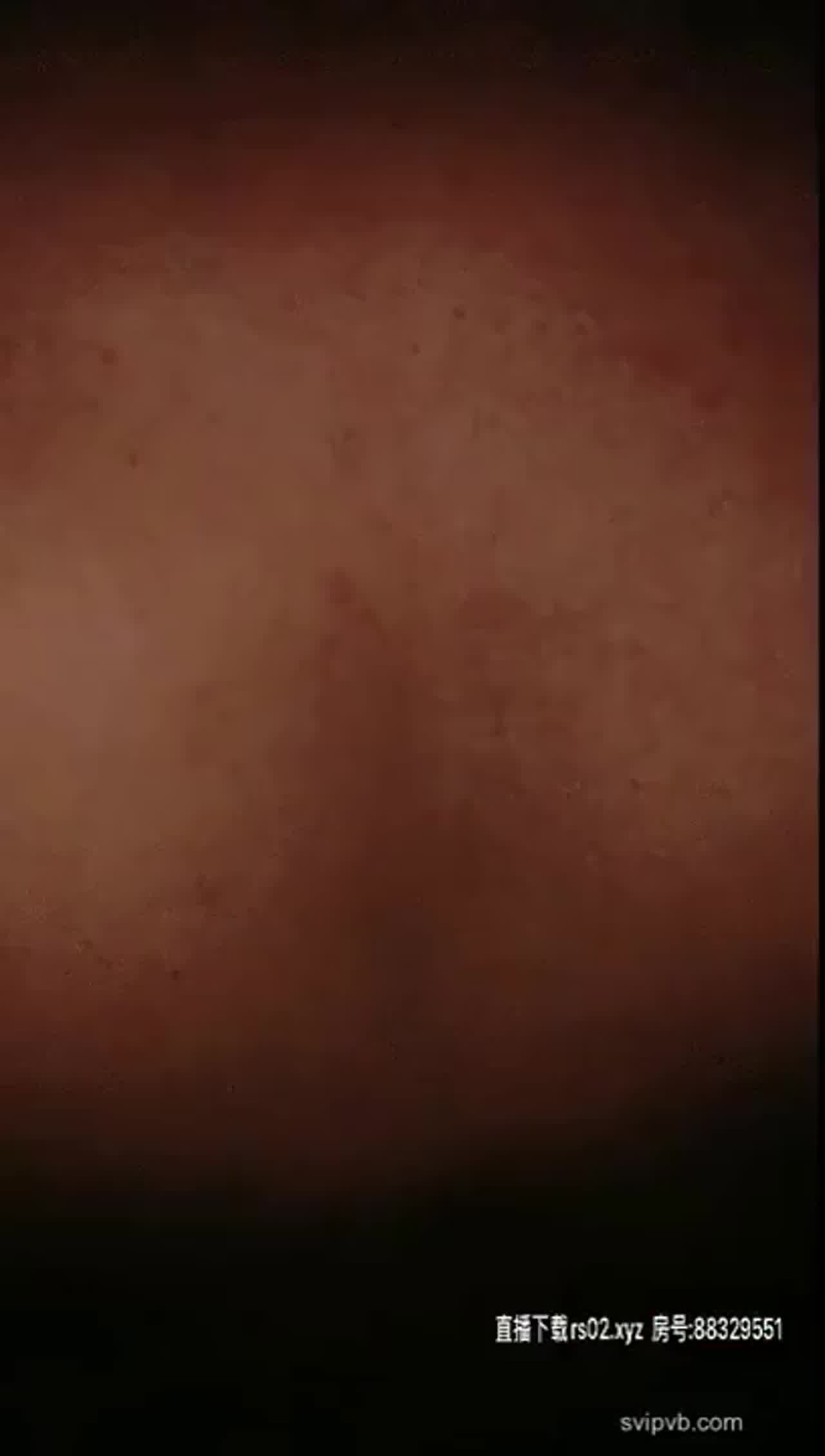  外形神似年轻时王祖贤的新生代直播主，和男友大方啪啪给大家看 的剧照5