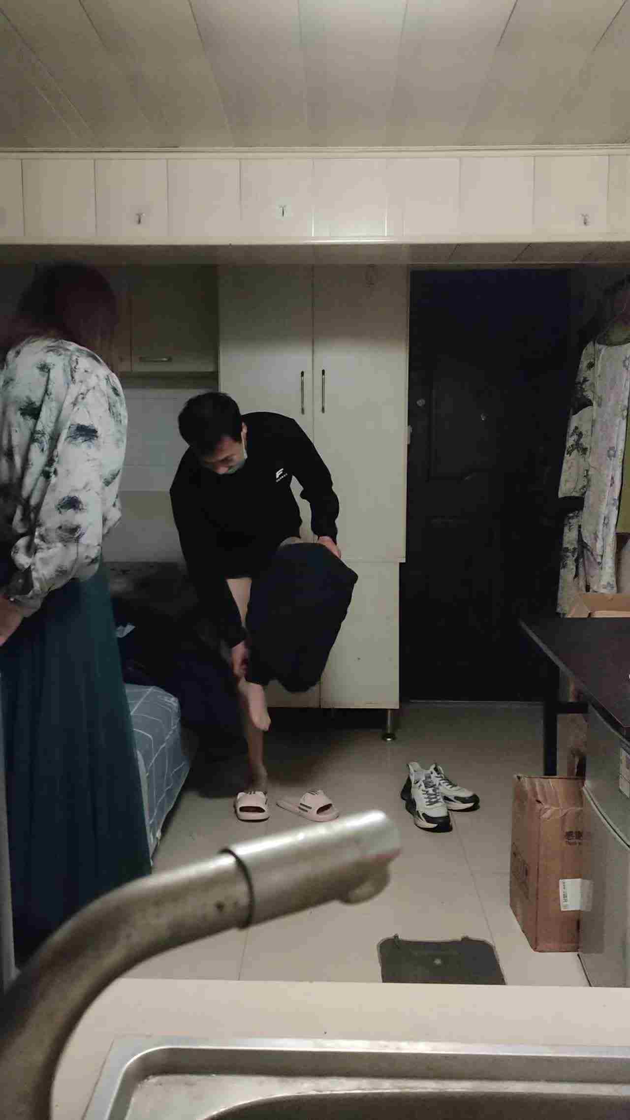  门事件 红姐视频合集 伪娘阿红玩直男系列完整版_05 的剧照1