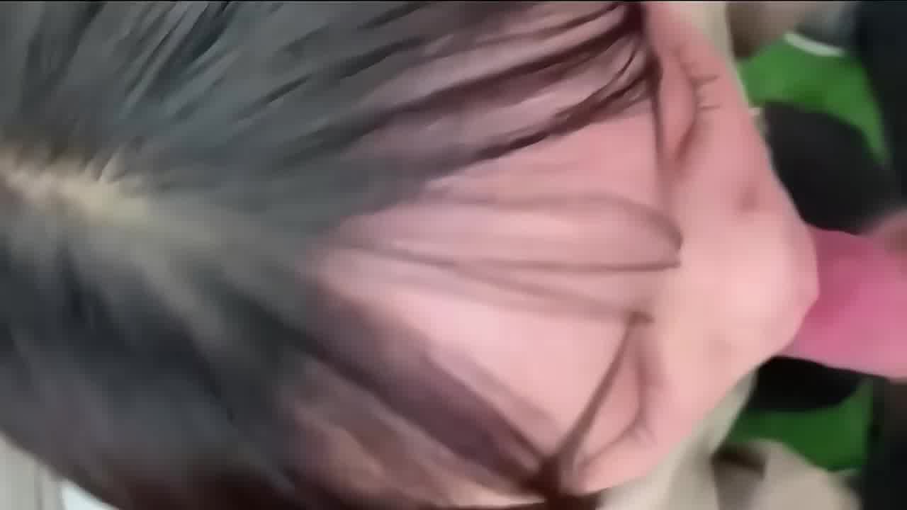  高尔夫球场，户外野战激情玩法 的剧照1