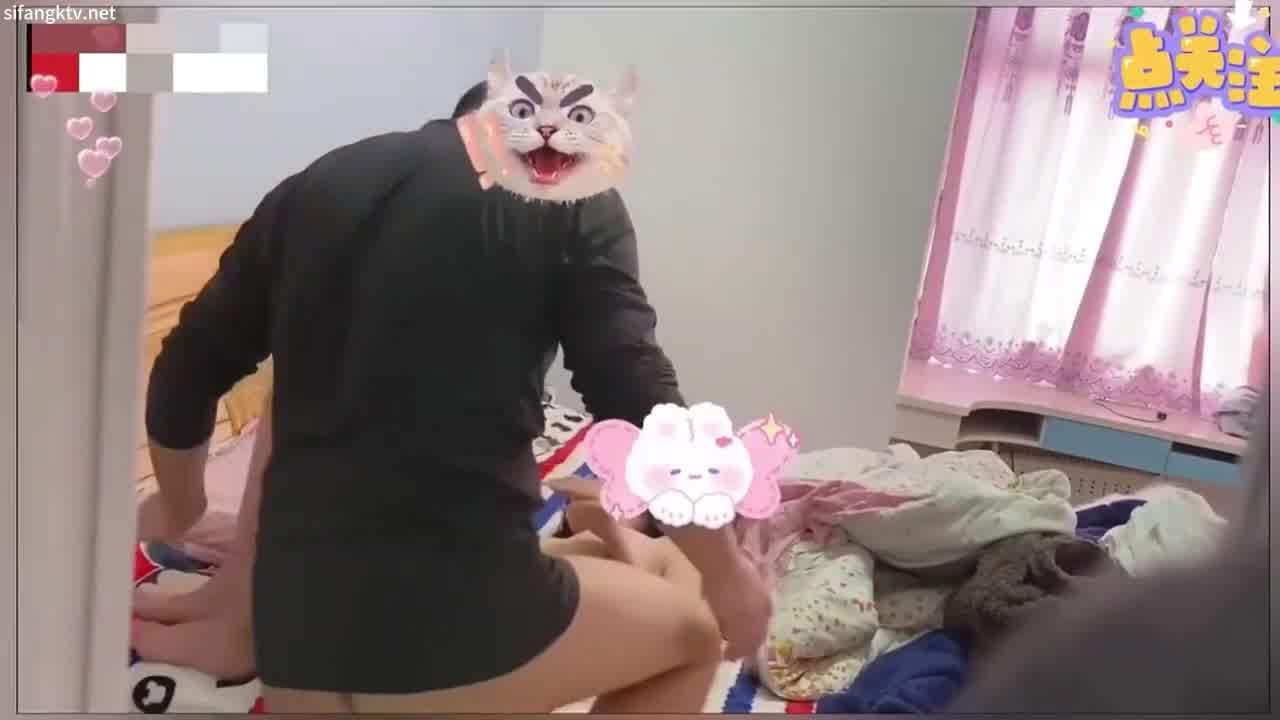  真实妇女乱伦 强迫睡觉的女儿 各种骚话肏屄 的剧照4