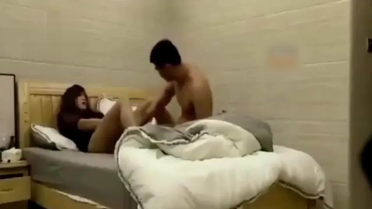  嫖娼小姐鸡巴比我大还付钱给我求我耖他？ 的剧照9