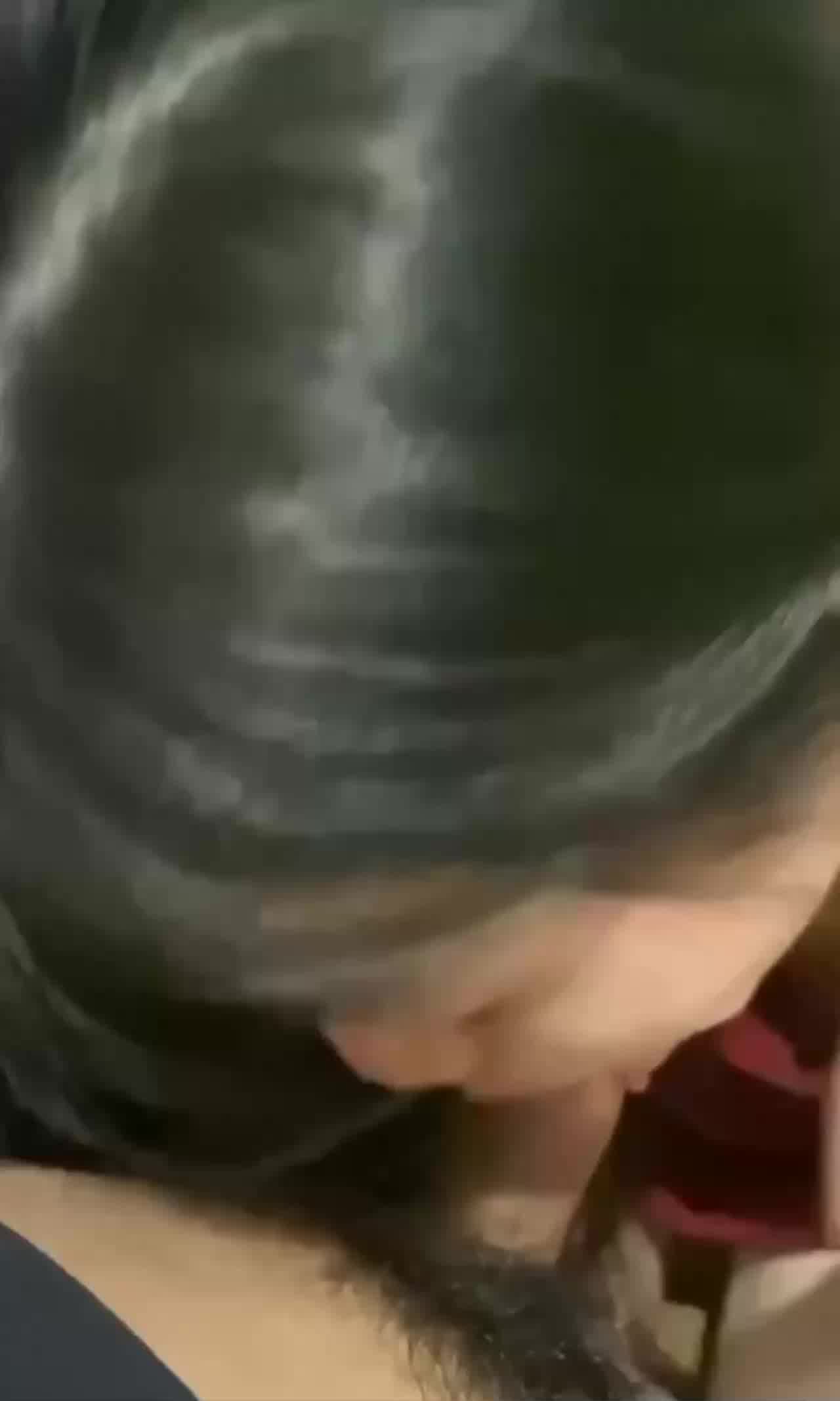  这妹子简直就是呆萌可爱的榨精机器 的剧照8