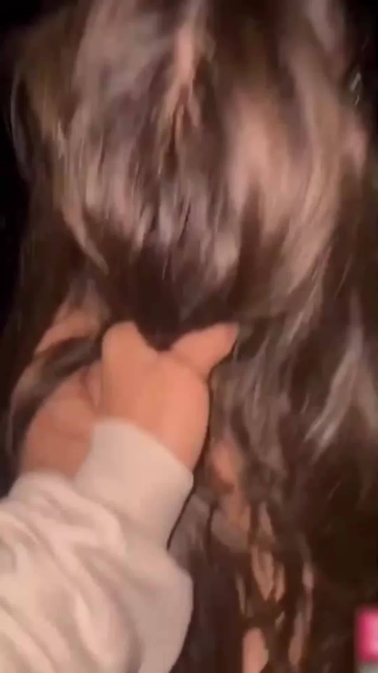  富二代酷爱淫妻和兄弟换妻多P，约各种网红女神，都是高颜看长相我都要射了太好看了! 的剧照1