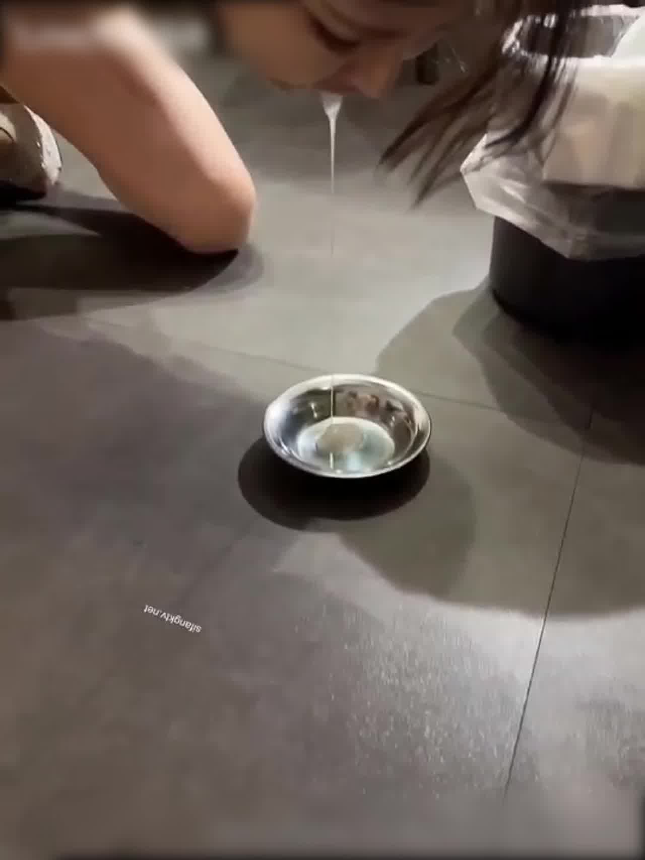  那么漂亮的欧尼极品身材高颜质吃精样子绝美了 的剧照9